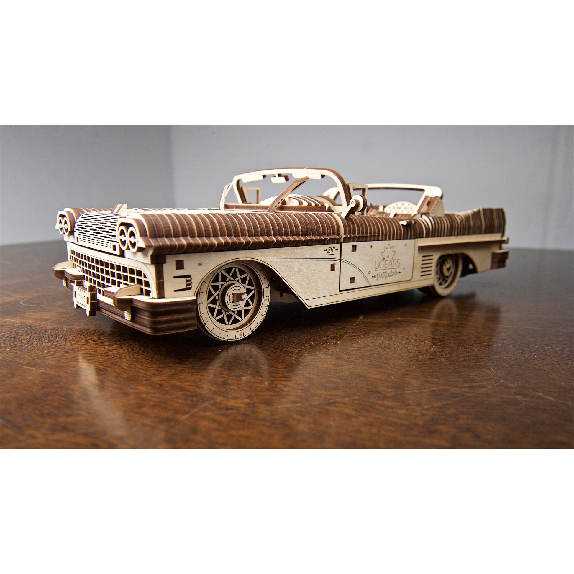 Dream Cabriolet Model Kit alt 0