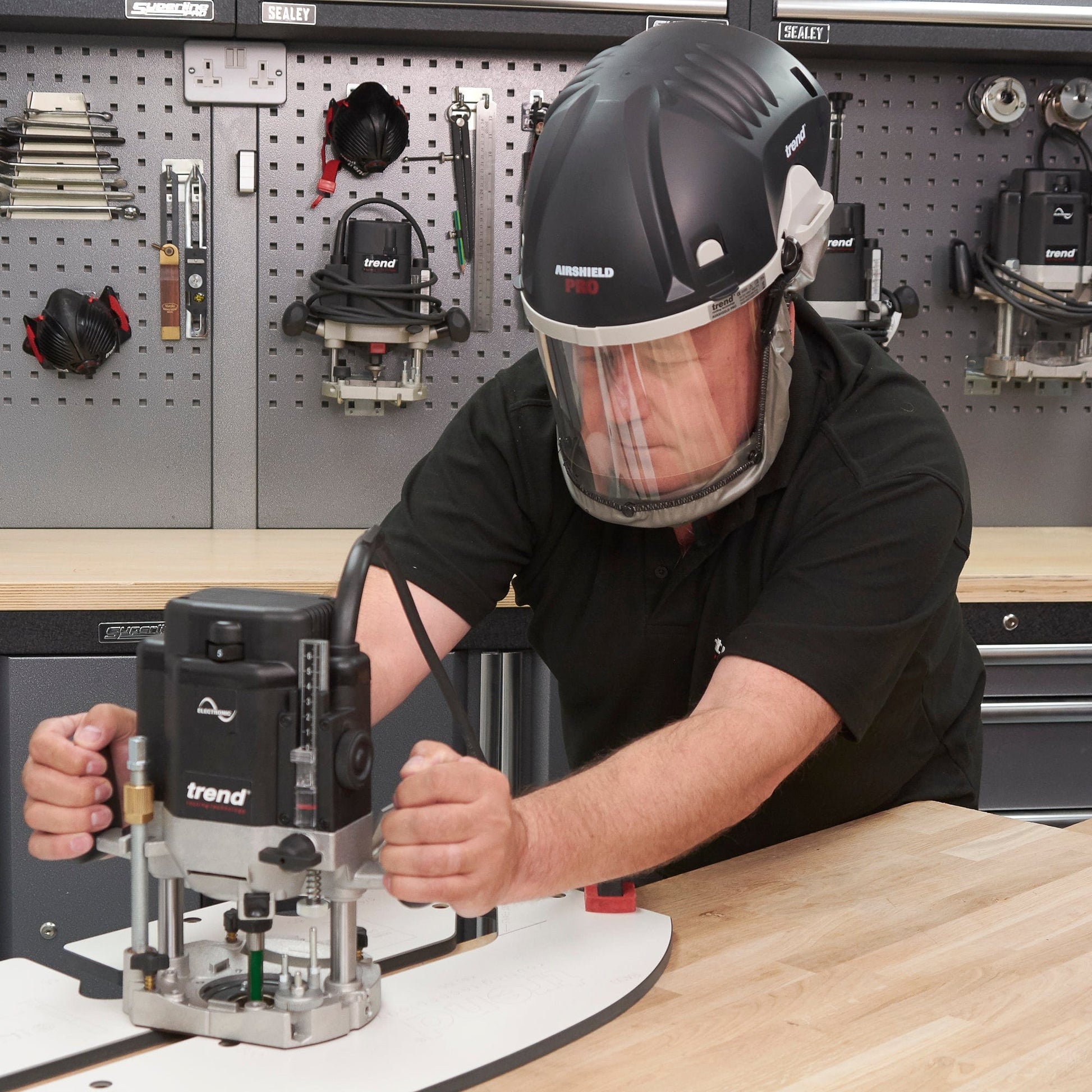 Air Circulating Face Shield alt 0