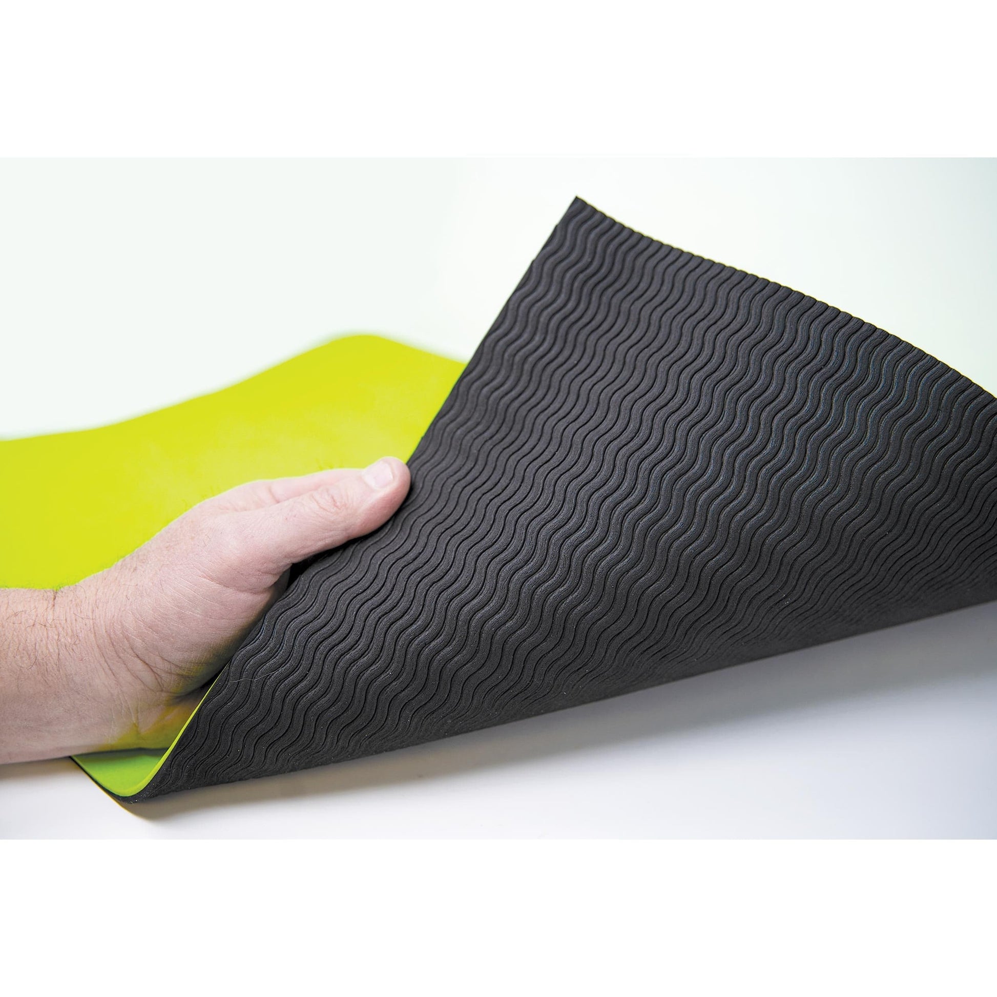 18" x 24" High Visibility Tool Mat alt 0