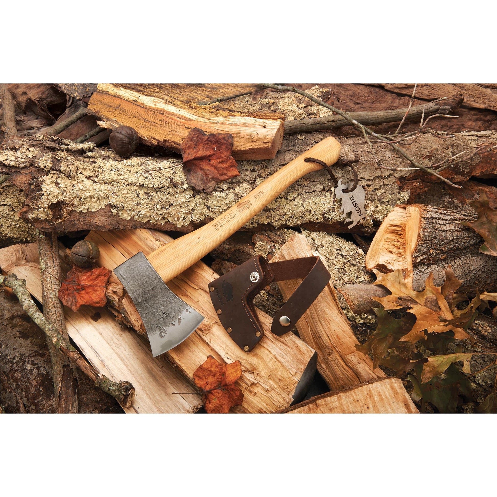 Outdoor Hatchet 1.54 lbs 14.96" Handle alt 54