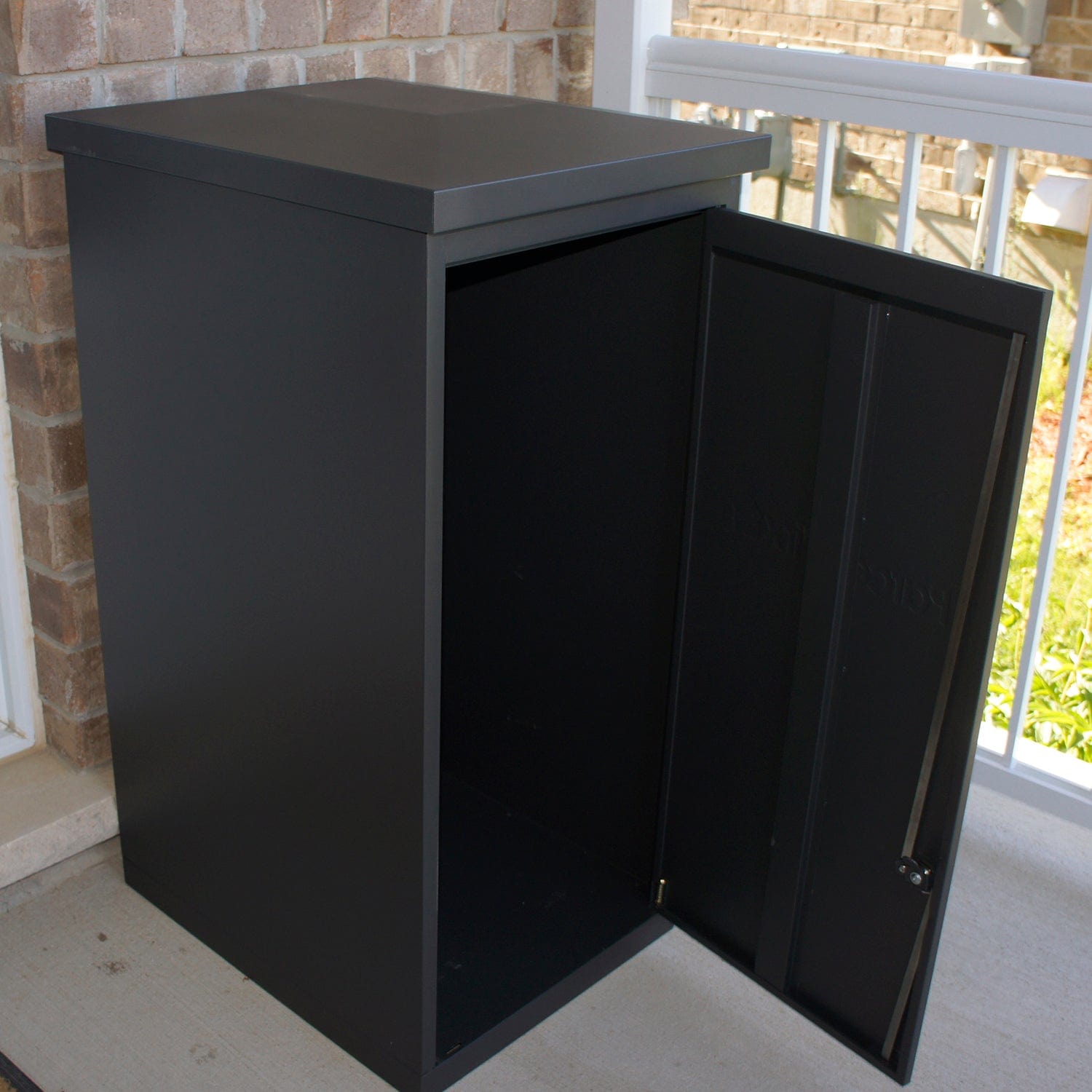 ParcelWirx Lockable Package Delivery Box Graphite alt 0