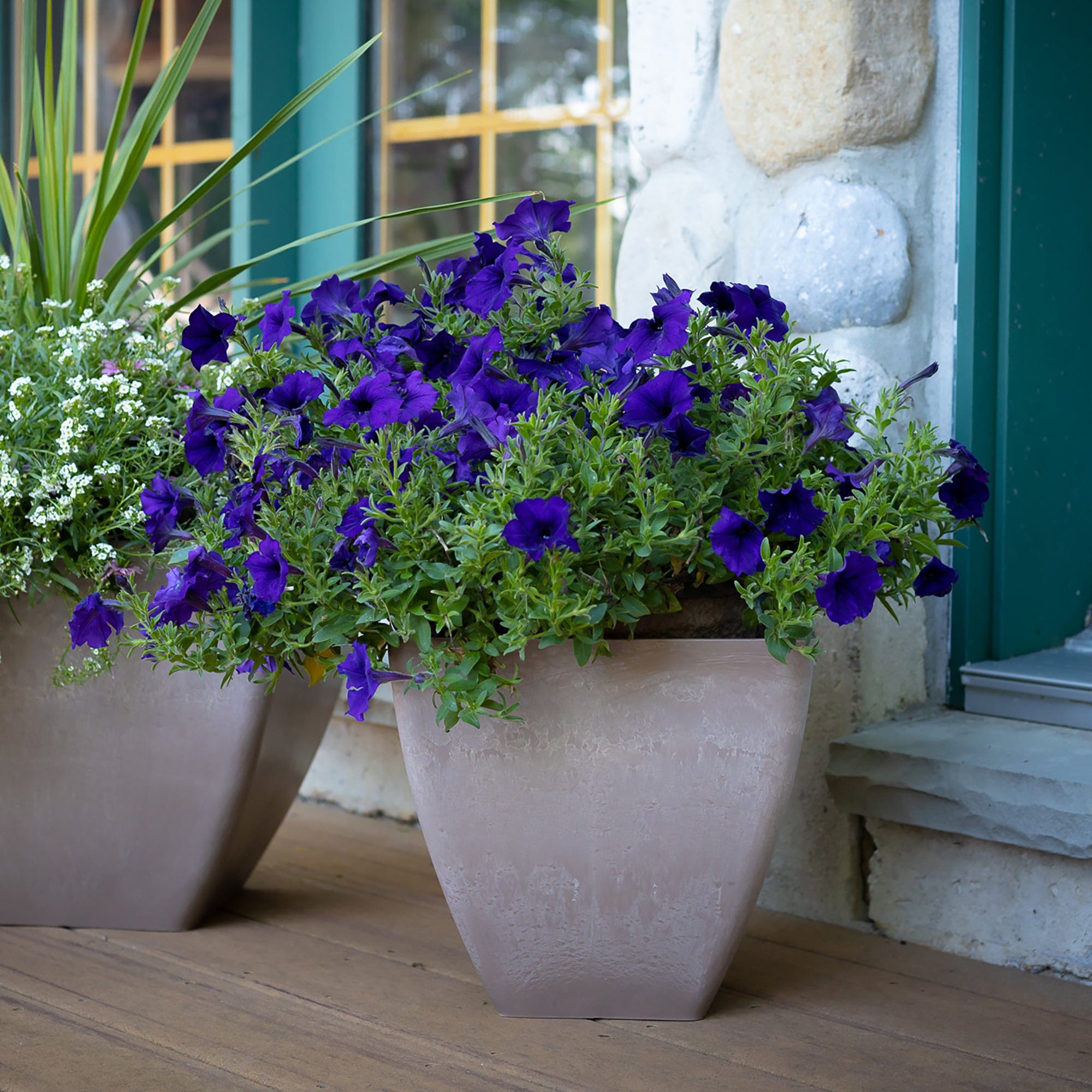 12" Square Garden Planter Oak alt 0
