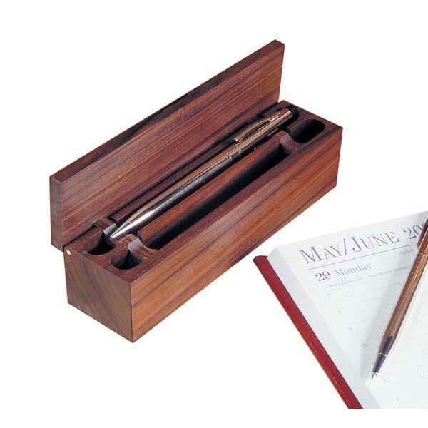 Woodworking Project Paper Plan to Build Flip-Up Pen Box alt 0