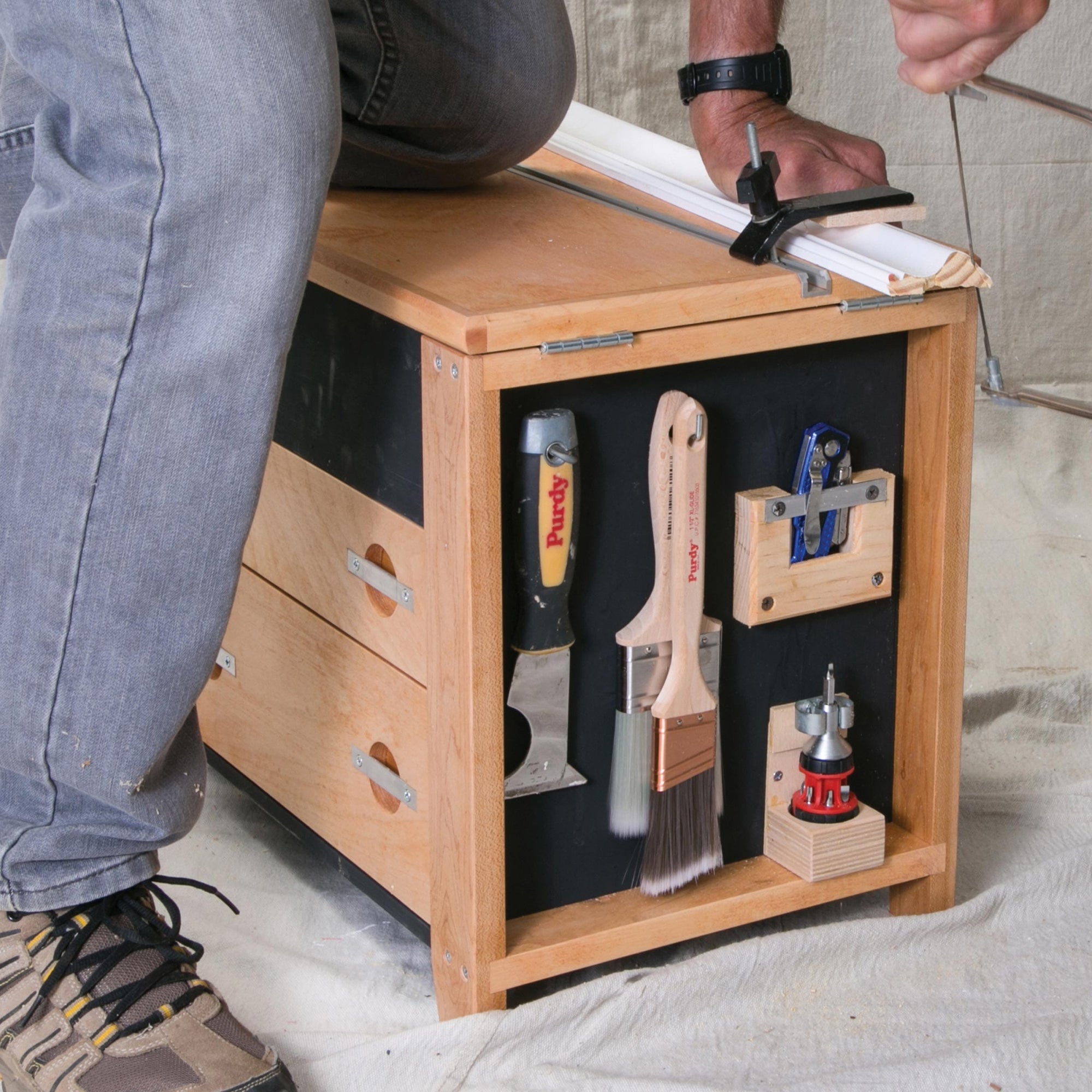 Get to Work with a Tool Stool Downloadable Plan alt 0