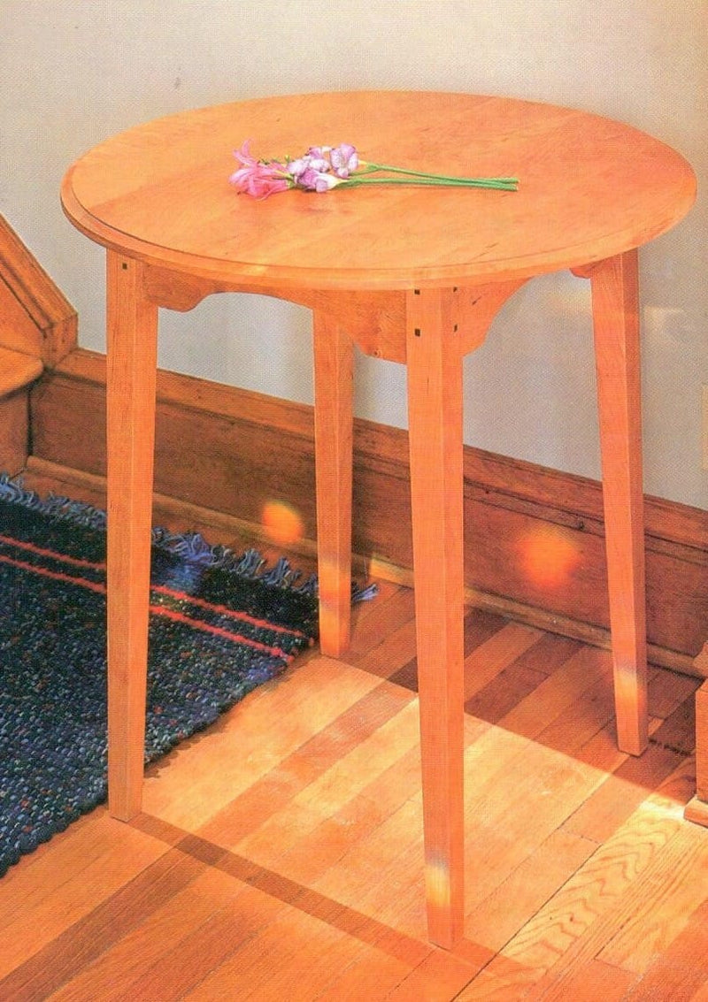 335_Cafe_Table.jpg
