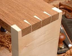 537_HandCutDovetail.jpg