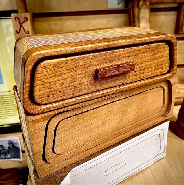 335_bandsaw_box.jpg
